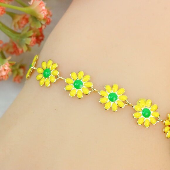 "New Beautiful Design Bracelet for Women/Girls, Gift, B624 - Picture 2 of 10